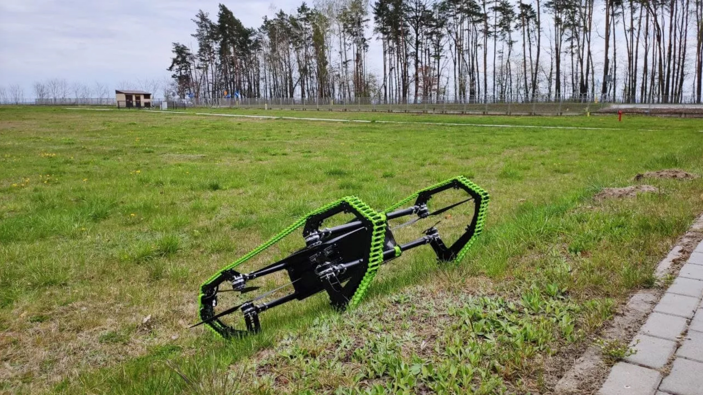 HUUVER – A big step from drones to hybrids